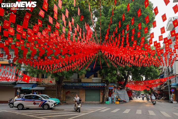 Đến Hà Nội xem diễu binh A80, đừng bỏ lỡ các địa điểm checkin tuyệt vời này- Ảnh 3.