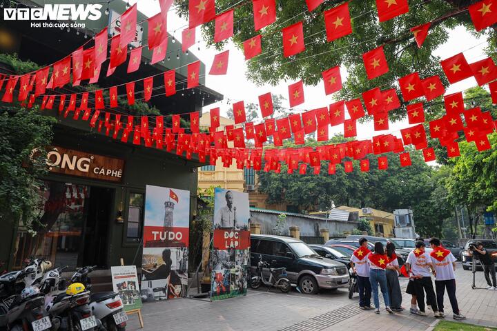 Đến Hà Nội xem diễu binh A80, đừng bỏ lỡ các địa điểm checkin tuyệt vời này- Ảnh 5.