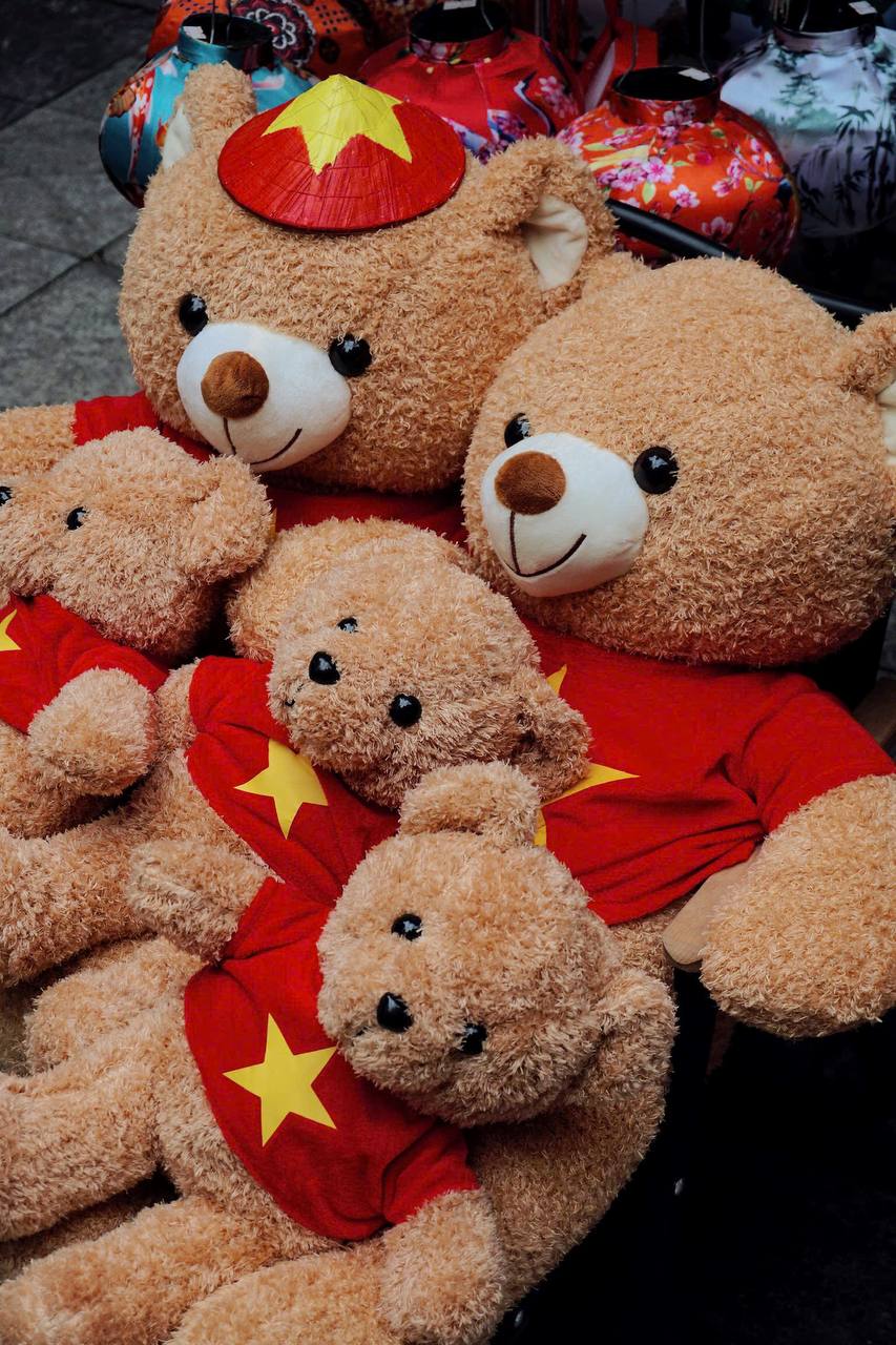 Hàng Mã đẹp rung chuyển mọi giác quan, tiểu thương bán hàng full công suất không kịp thở, 1m2 có 100 nụ cười rực rỡ- Ảnh 9.