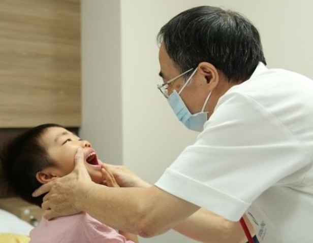 2 thứ "giá rẻ" nhiều cha mẹ vẫn đắn đo chưa dám chi nhưng người giàu lại cực coi trọng, nhất định phải xuống tiền cho con cái- Ảnh 2.