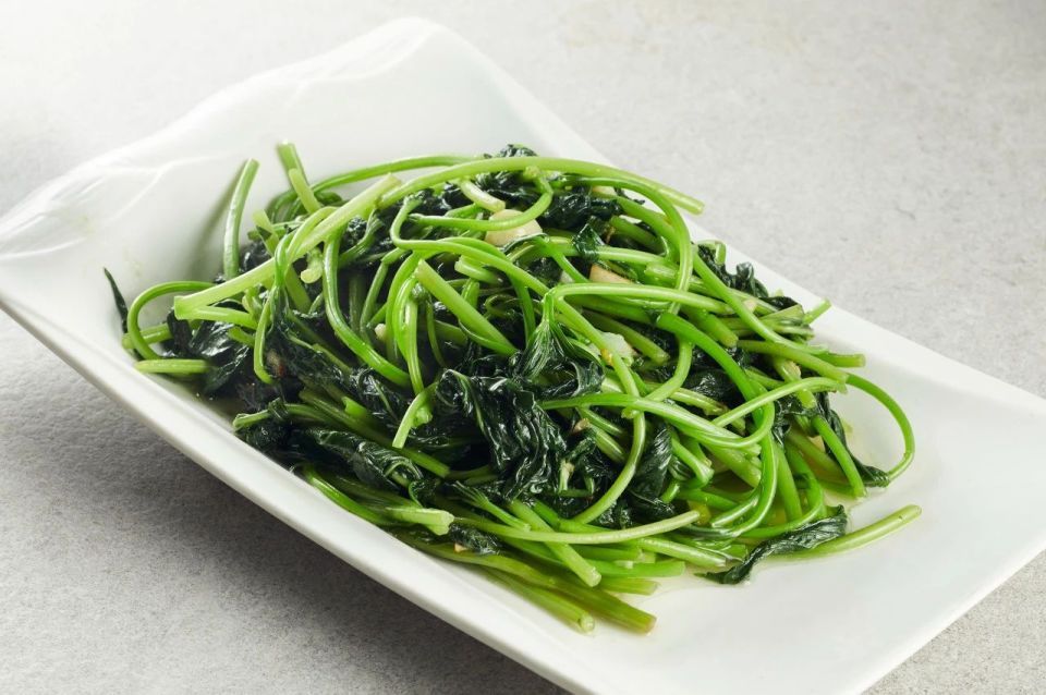 Loại rau bị nhiều người Việt chê nhưng sang Mỹ lại được "săn đón", giá lên tới tiền triệu bởi công dụng ức chế tế bào ung thư- Ảnh 1.