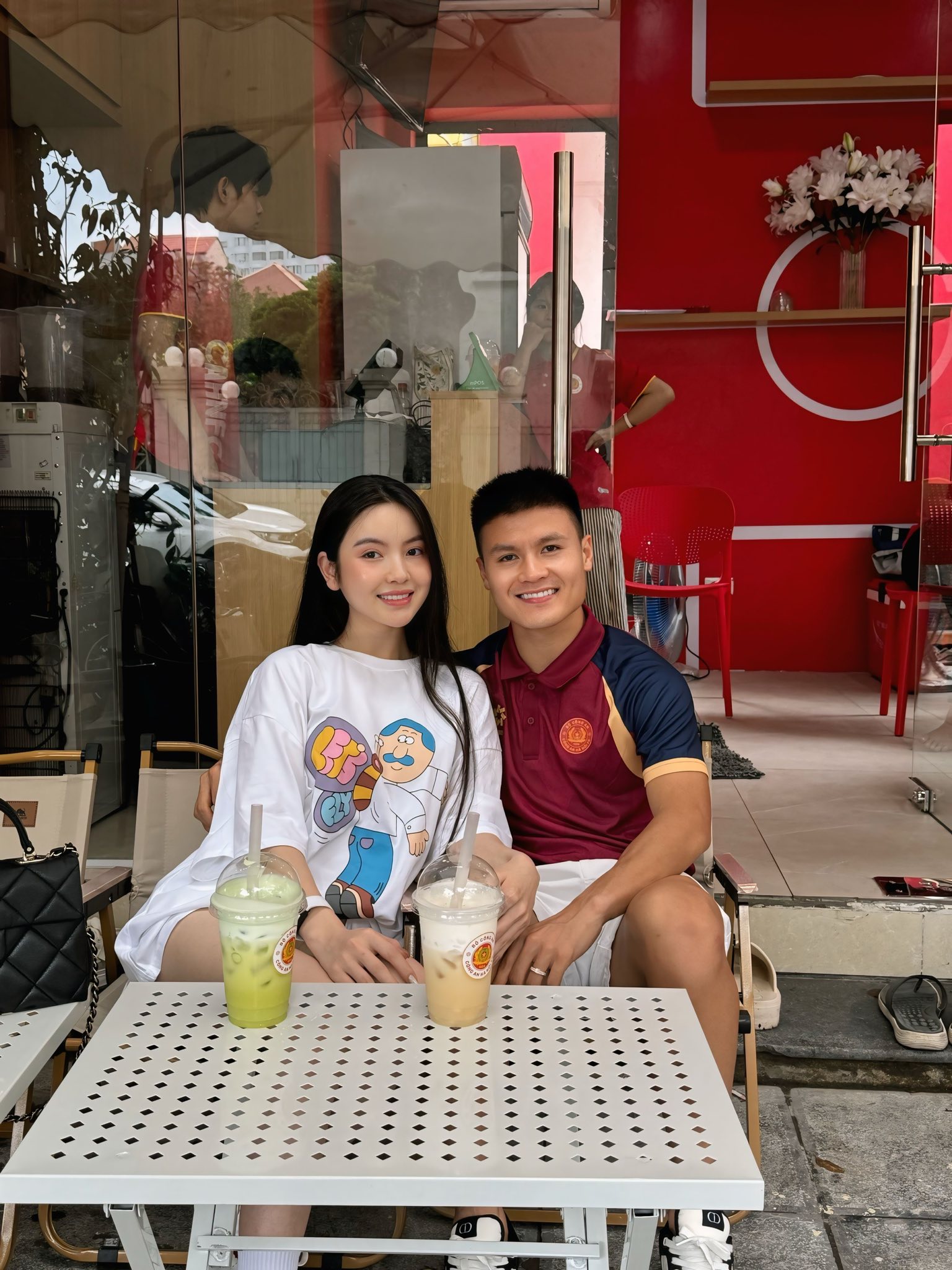 Chu Thanh Huyền bị tố “nhận vơ” ảnh kho hàng ngập nước trên mạng để xả hàng, gấp rút làm 1 việc khi bị phát giác- Ảnh 2.