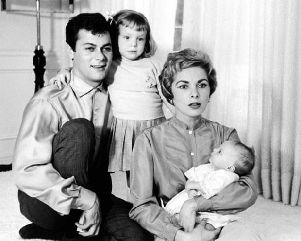 Ngôi sao Jamie Lee Curtis nói về phẫu thuật thẩm mỹ, quyền lực và vấn đề tuổi tác ở Hollywood- Ảnh 3.
