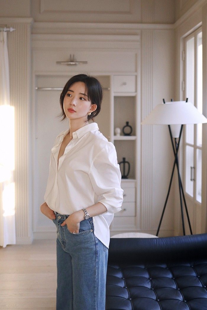 2 kiểu sơ mi trắng không mấy người còn mặc, nhất là phụ nữ sau 35- Ảnh 2.