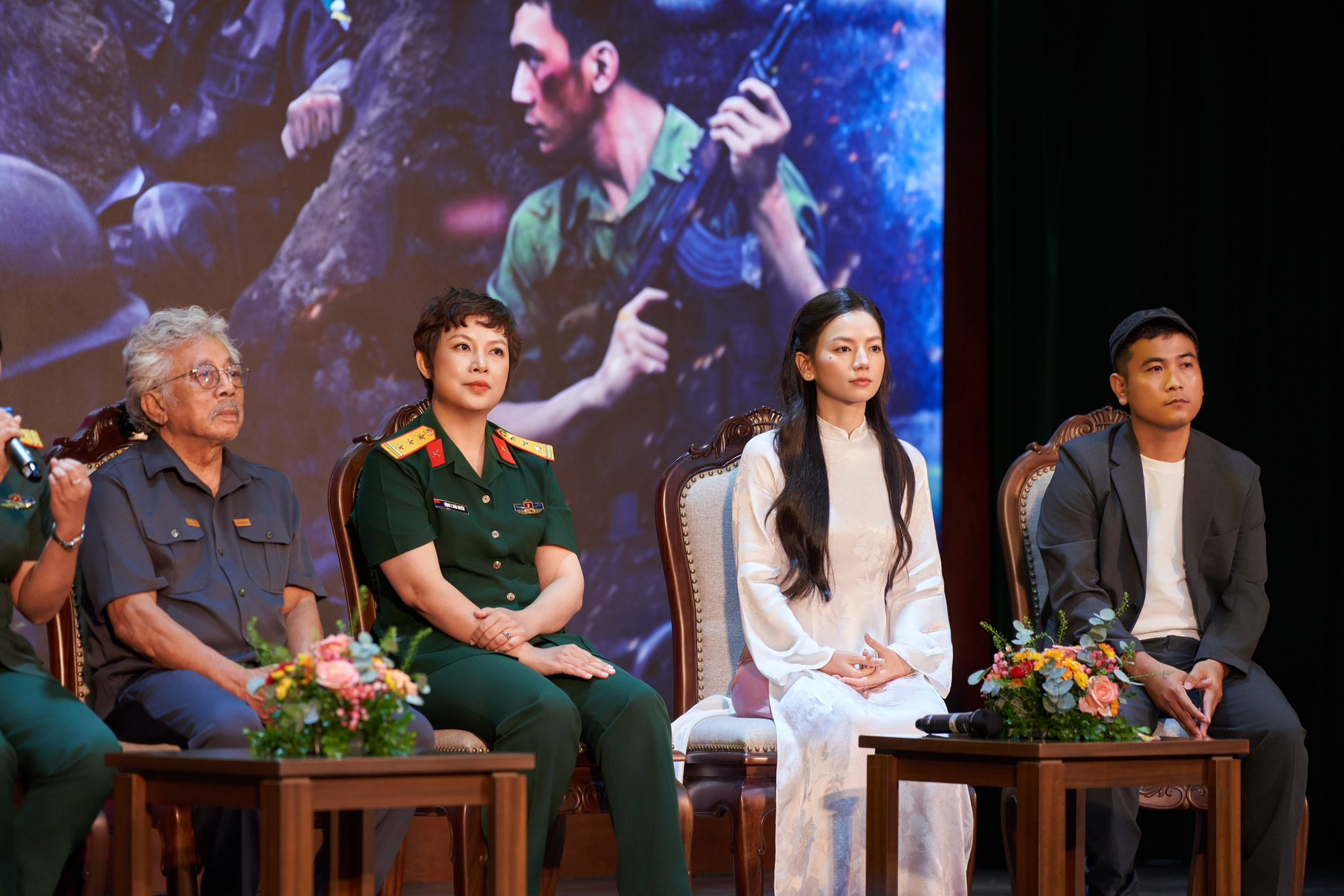 Bóng hồng duy nhất của 