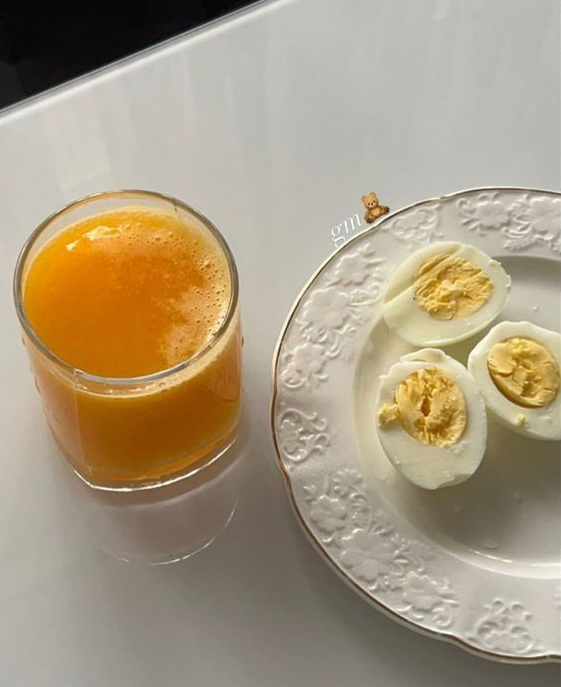 Thực đơn 3 bữa của hội da đẹp, hiệu quả hơn vitamin đắt tiền- Ảnh 2.