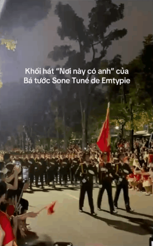 Thêm hit 400 triệu view được khối diễu binh vừa đi vừa hát, hot thế này Sơn Tùng không đi diễu hành thì phí!- Ảnh 1.