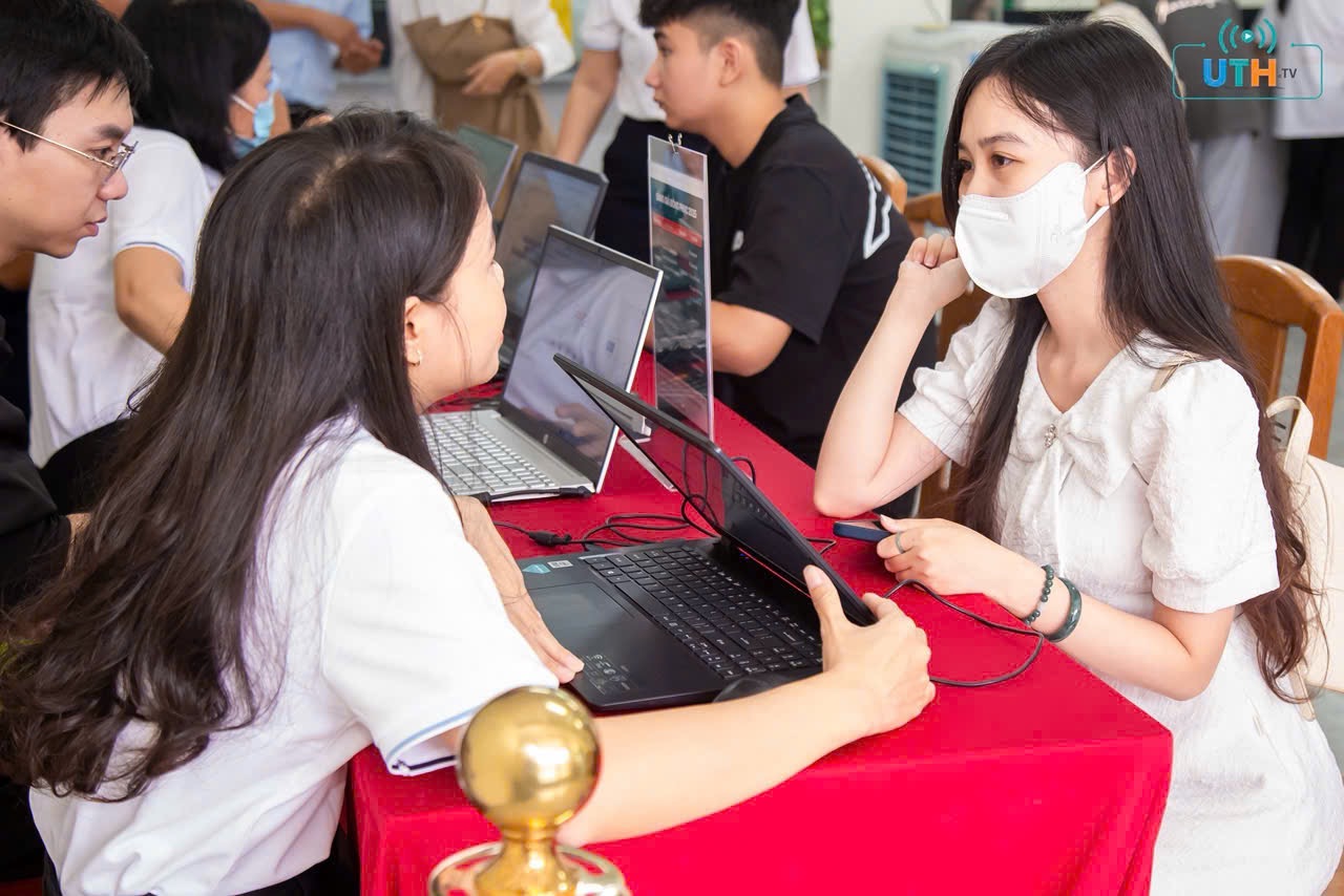 Nhiều trường ĐH lên tiếng về việc thí sinh đậu thành rớt- Ảnh 1.