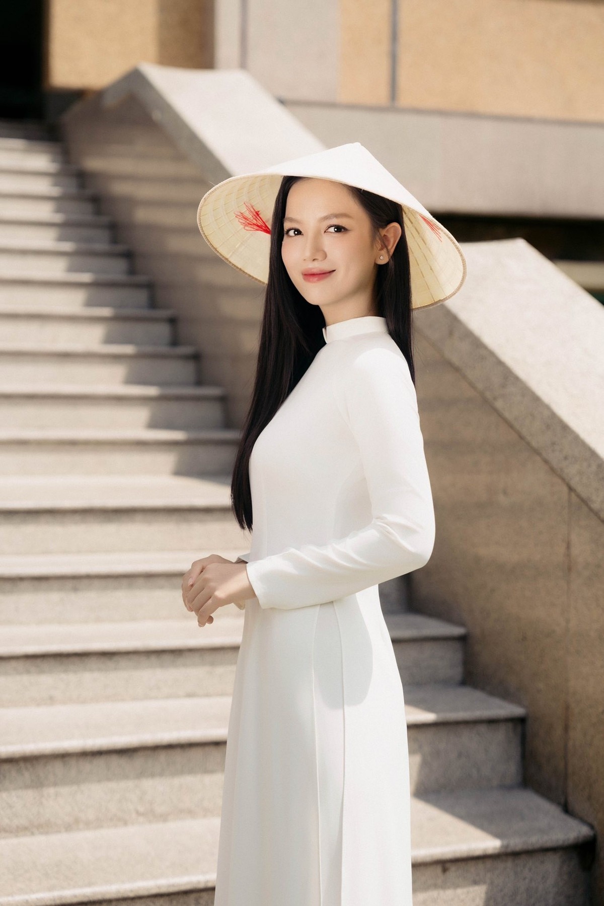 Bóng hồng duy nhất của "Mưa Đỏ": Nhan sắc như minh châu ngàn năm, style đẹp tuyệt đối, cả nước phải khen!- Ảnh 3.