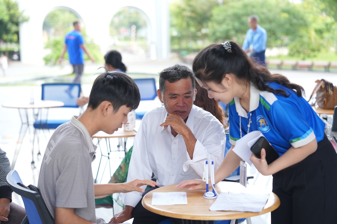 Trường đại học tặng xe máy điện và học bổng đến 100% học phí toàn khóa cho Thủ khoa/ Á khoa và Tân sinh viên từ 27,5 điểm- Ảnh 5.