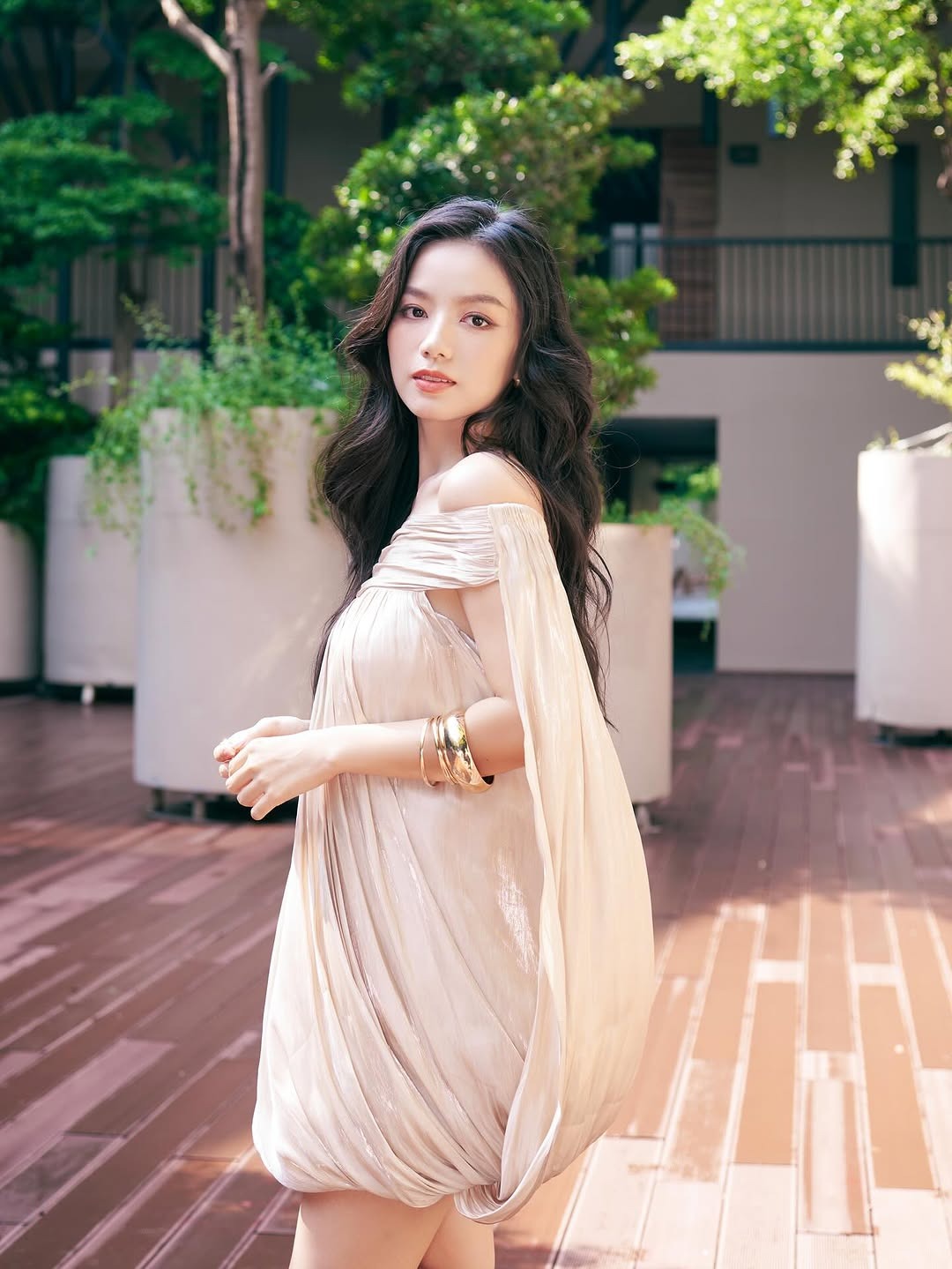 Bóng hồng duy nhất của "Mưa Đỏ": Nhan sắc như minh châu ngàn năm, style đẹp tuyệt đối, cả nước phải khen!- Ảnh 7.