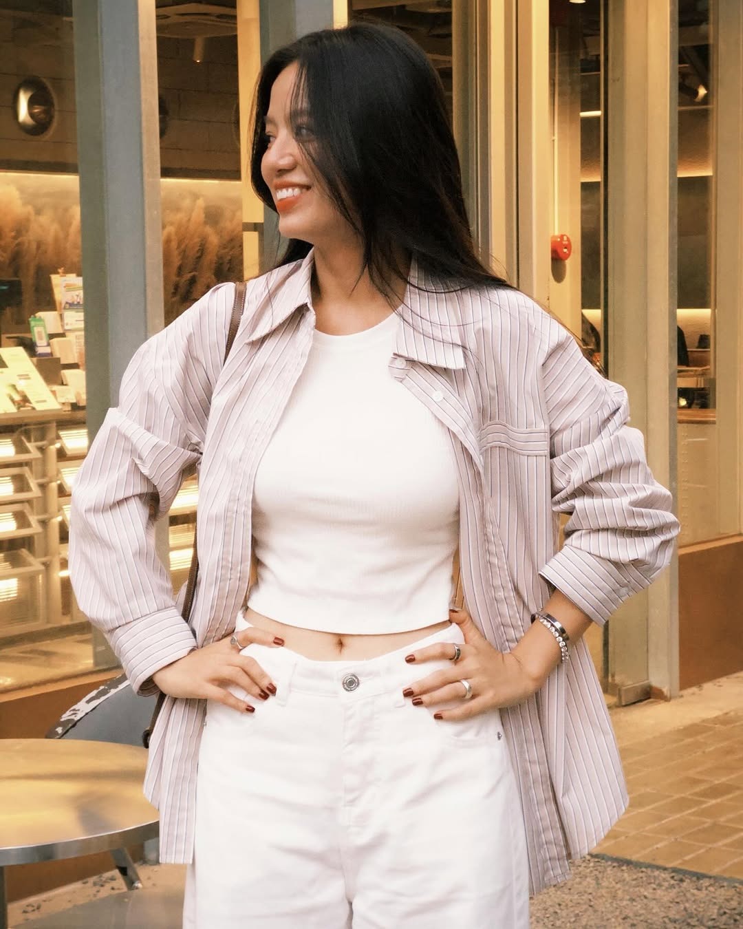 Bóng hồng duy nhất của "Mưa Đỏ": Nhan sắc như minh châu ngàn năm, style đẹp tuyệt đối, cả nước phải khen!- Ảnh 16.