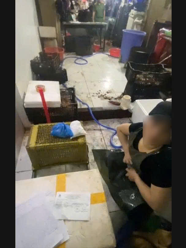 Phát hiện cơ sở dùng hóa chất sơ chế hoa chuối ở Đà Nẵng- Ảnh 3.