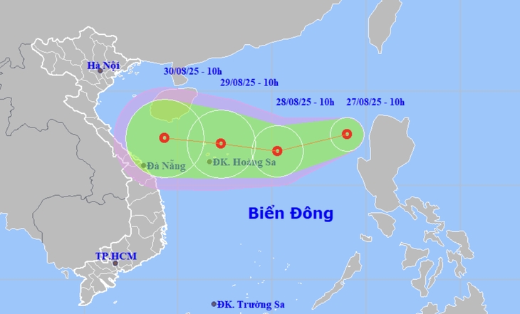 Áp thấp nhiệt đới hình thành trên biển Đông, hướng về đất liền nước ta- Ảnh 1.
