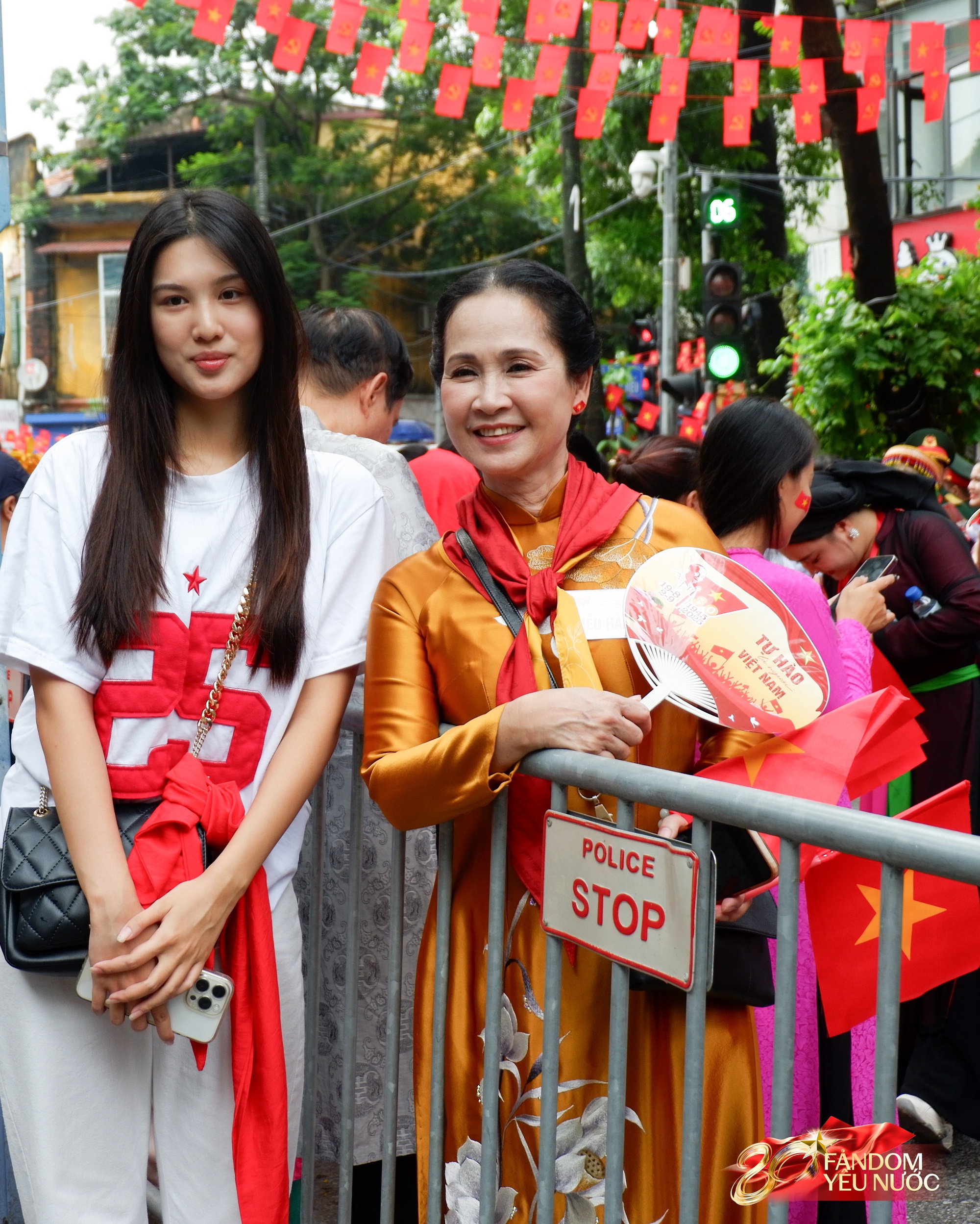 Dàn sao tại buổi sơ duyệt Đại lễ 2/9: Đen Vâu - Hoàng Thùy Linh chung khung hình, Tiểu Vy - Lương Thùy Linh rạng rỡ qua camera thường- Ảnh 10.