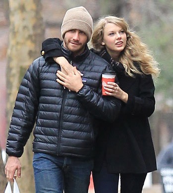 Taylor Swift có hơn chục anh tình cũ hạng A, tại sao cuối cùng lại cưới cầu thủ còn nghèo hơn mèo cưng của mình?- Ảnh 8. Taylor Swift có hơn chục anh tình cũ hạng A, tại sao cuối cùng lại cưới cầu thủ còn nghèo hơn mèo cưng của mình?- Ảnh 8.