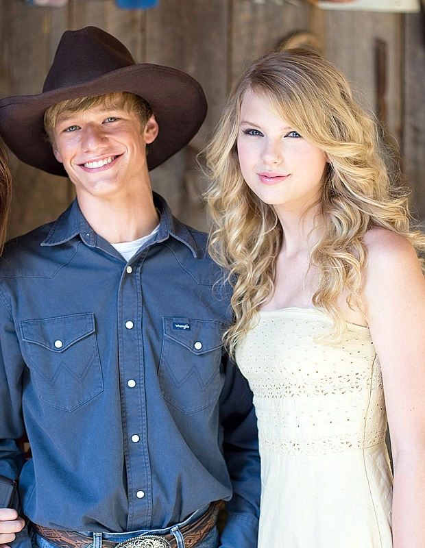 Taylor Swift có hơn chục anh tình cũ hạng A, tại sao cuối cùng lại cưới cầu thủ còn nghèo hơn mèo cưng của mình?- Ảnh 6. Taylor Swift có hơn chục anh tình cũ hạng A, tại sao cuối cùng lại cưới cầu thủ còn nghèo hơn mèo cưng của mình?- Ảnh 6.