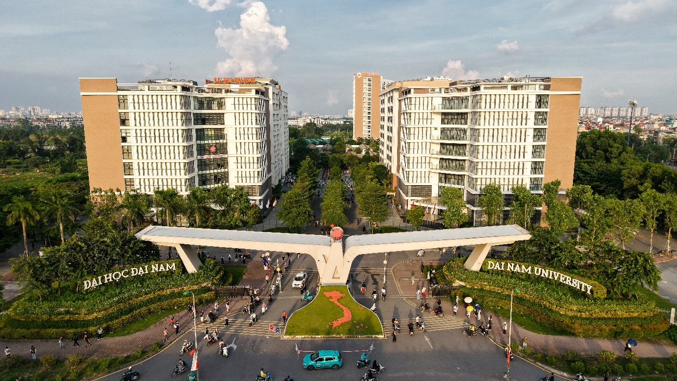 Cơ hội vàng cho 2k7: Đại học Đại Nam xét tuyển bổ sung 42 ngành học hấp dẫn- Ảnh 3.