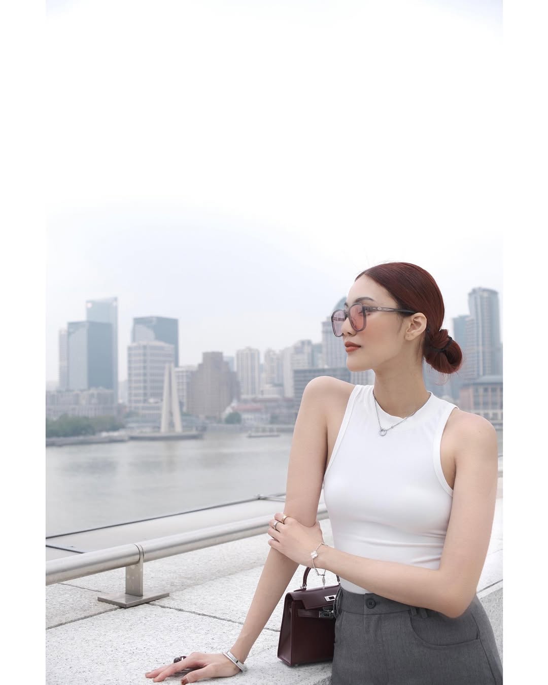 Nàng dâu của gia tộc giàu có bậc nhất Việt Nam dùng đồ hiệu ở một đẳng cấp khác- Ảnh 17.