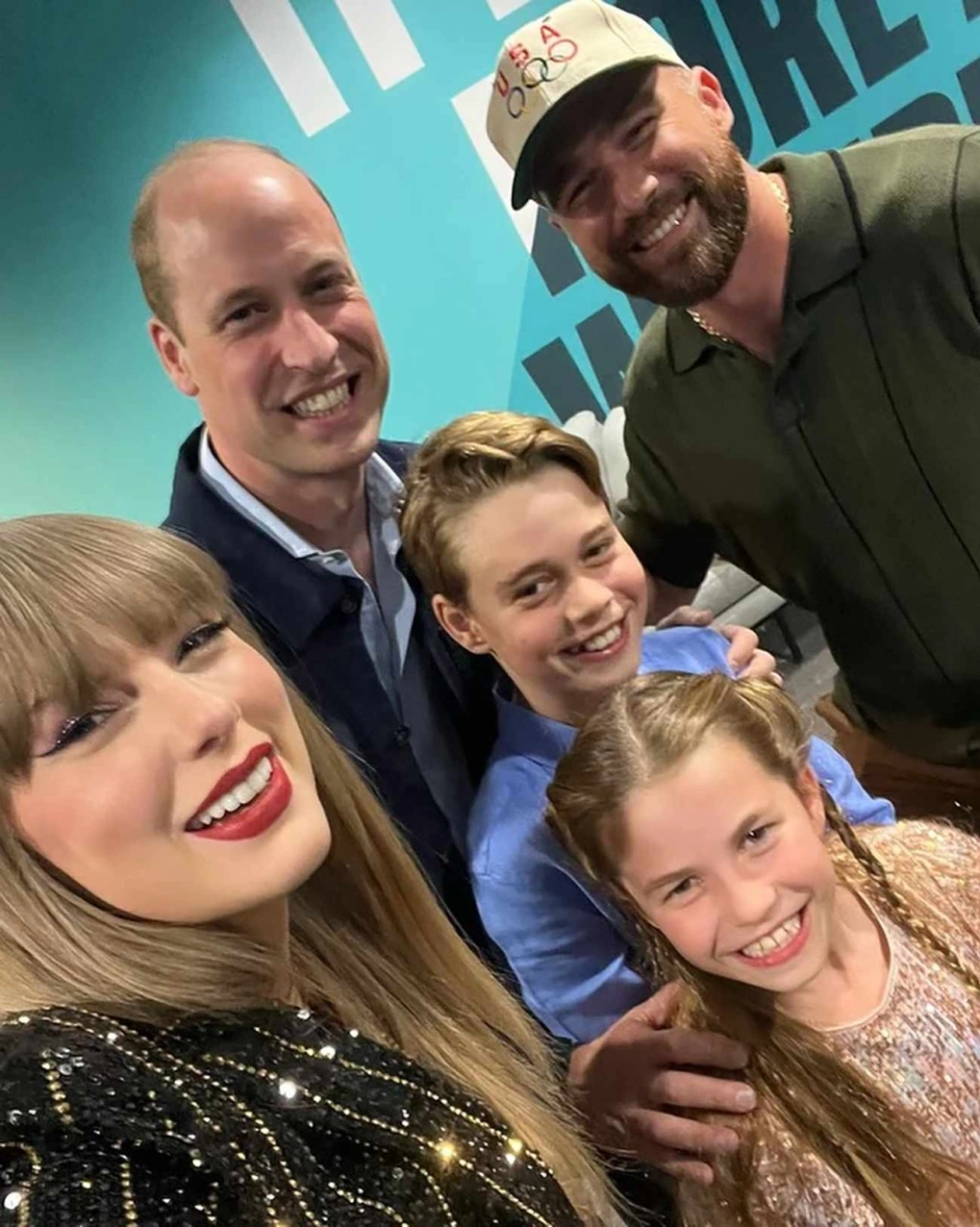 Taylor Swift đính hôn: Hoàng tử William, Công nương Kate và Meghan Markle đồng loạt có động thái gây chú ý- Ảnh 2.