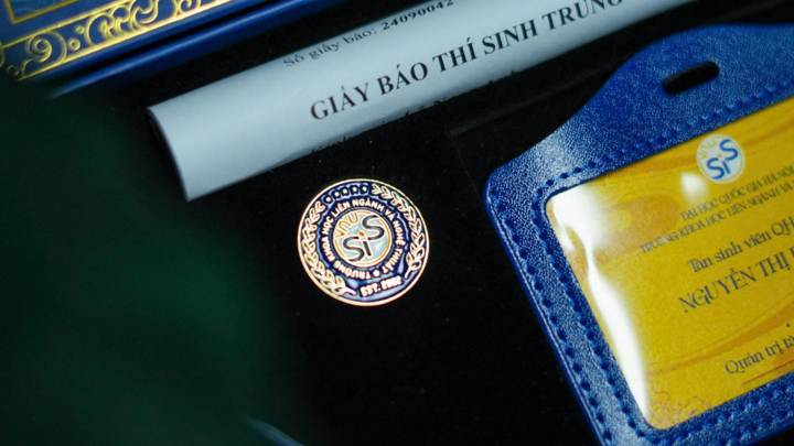 Một trường gây sốt với giấy báo trúng tuyển độc lạ hình hộp bánh trung thu- Ảnh 3.