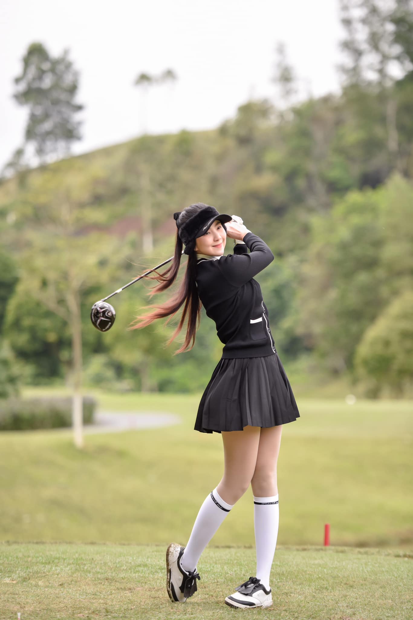 4 mỹ nhân Việt cực mê golf: Người làm đại sứ dự án golf của tập đoàn nhà chồng, người dạy con chơi từ năm 7 tuổi- Ảnh 12. 4 mỹ nhân Việt cực mê golf: Người làm đại sứ dự án golf của tập đoàn nhà chồng, người dạy con chơi từ năm 7 tuổi- Ảnh 12.