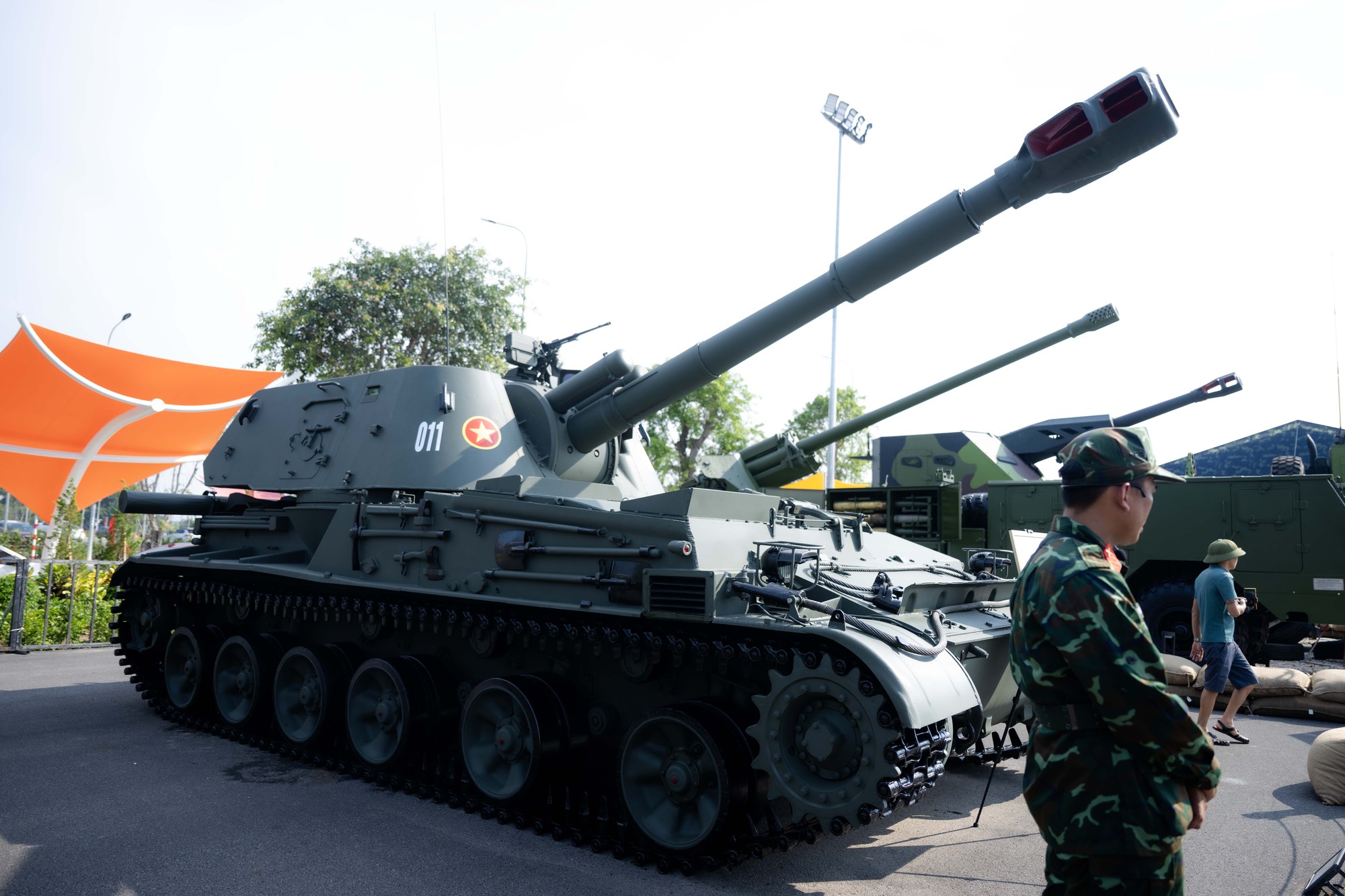 Trầm trồ trước dàn xe tăng, xe thiết giáp, ngư lôi lần đầu xuất hiện tại Triển lãm lớn nhất lịch sử ở Hà Nội- Ảnh 3.