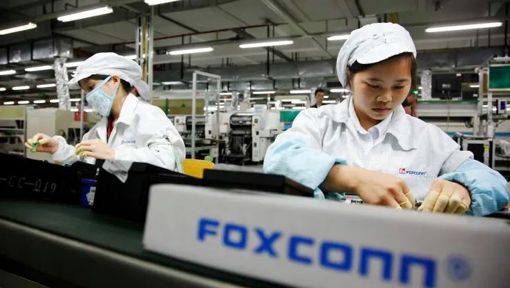 Đối tác Apple thưởng nóng hơn 200 triệu cho nhân viên sản xuất iPhone 17- Ảnh 1.