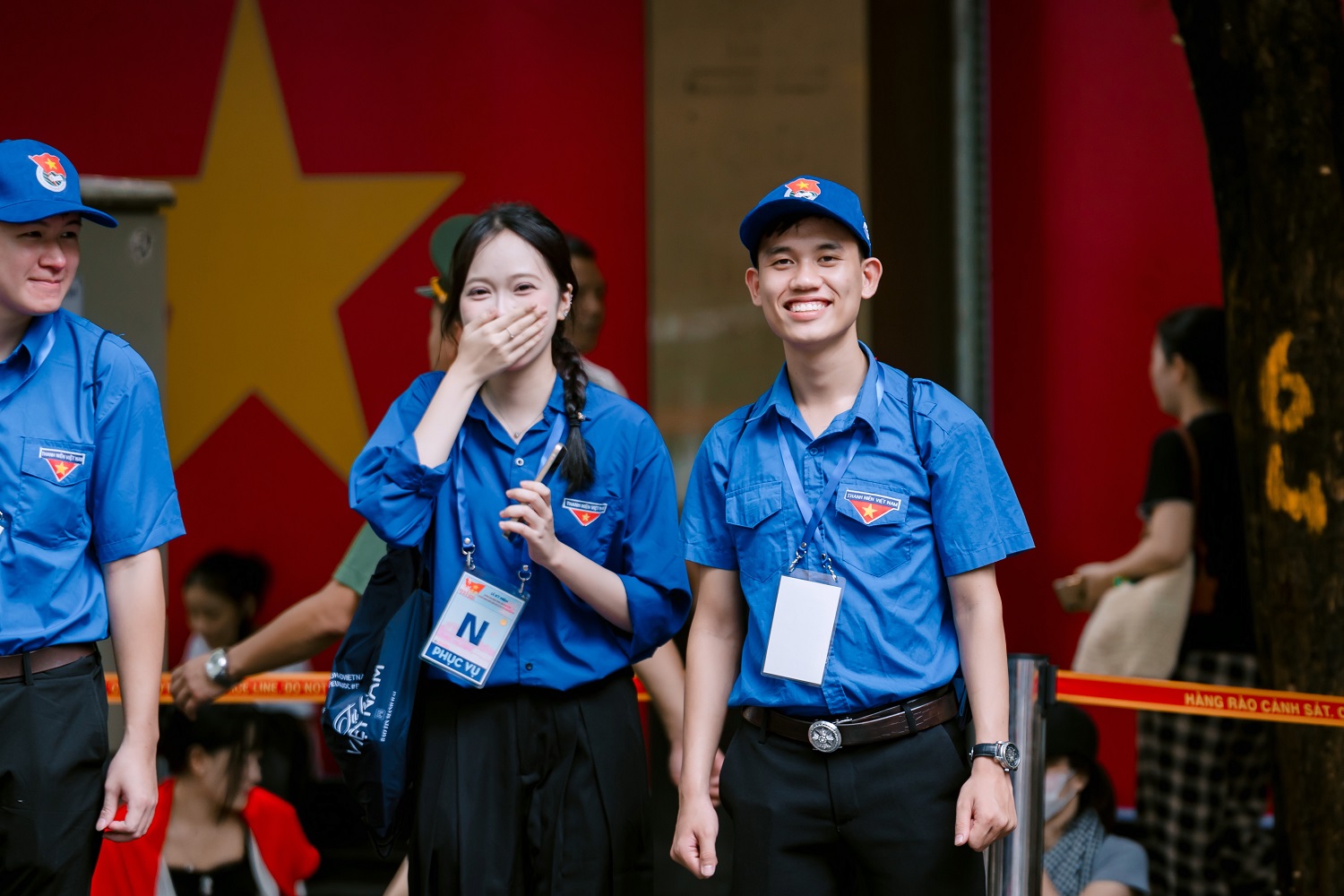 Hà Nội rạng rỡ sau mưa, photobooth SHB thành “tọa độ yêu nước” ngày Quốc khánh- Ảnh 2.