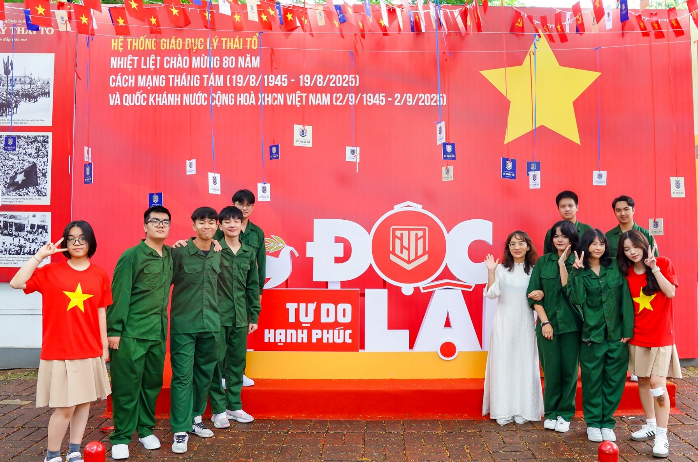 “Bảo tàng ký ức” - điểm check-in 2/9 gây sốt giữa lòng Hà Nội- Ảnh 6.
