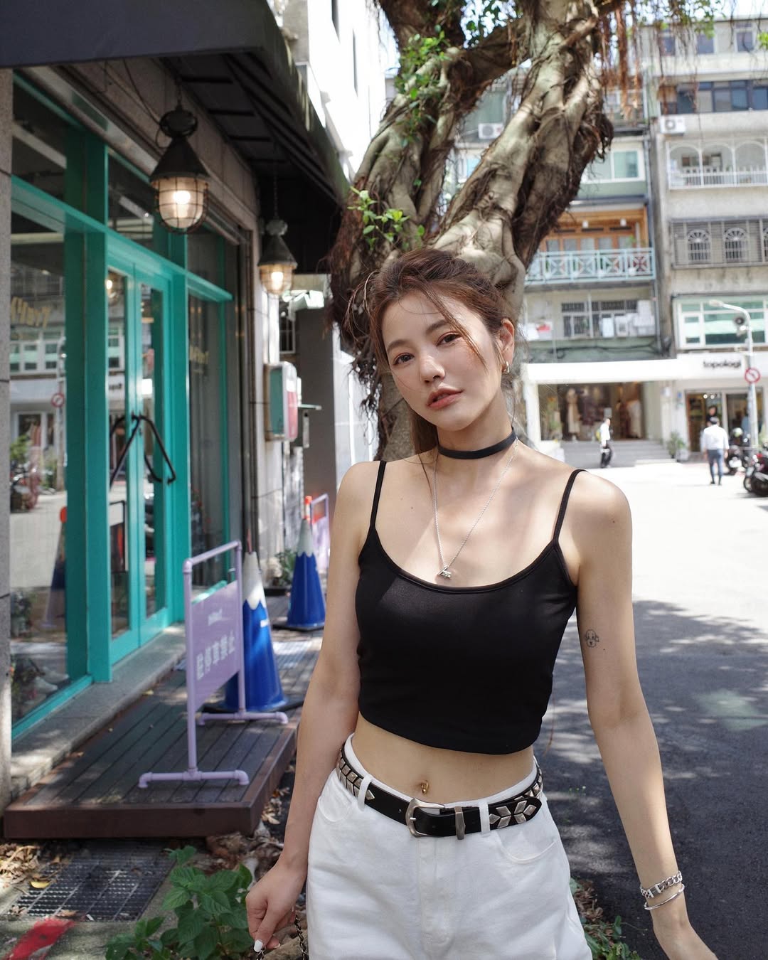 Người phụ nữ 