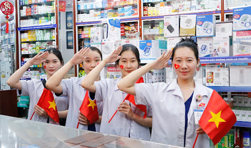 Nhà thuốc Long Châu góp mặt tại Trạm khách A80: Tiếp sức sức khỏe, lan tỏa tự hào Việt- Ảnh 1.