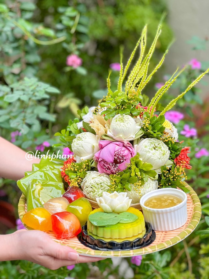 Mâm cúng rằm tháng 7 đầy đủ gồm những gì?- Ảnh 1.