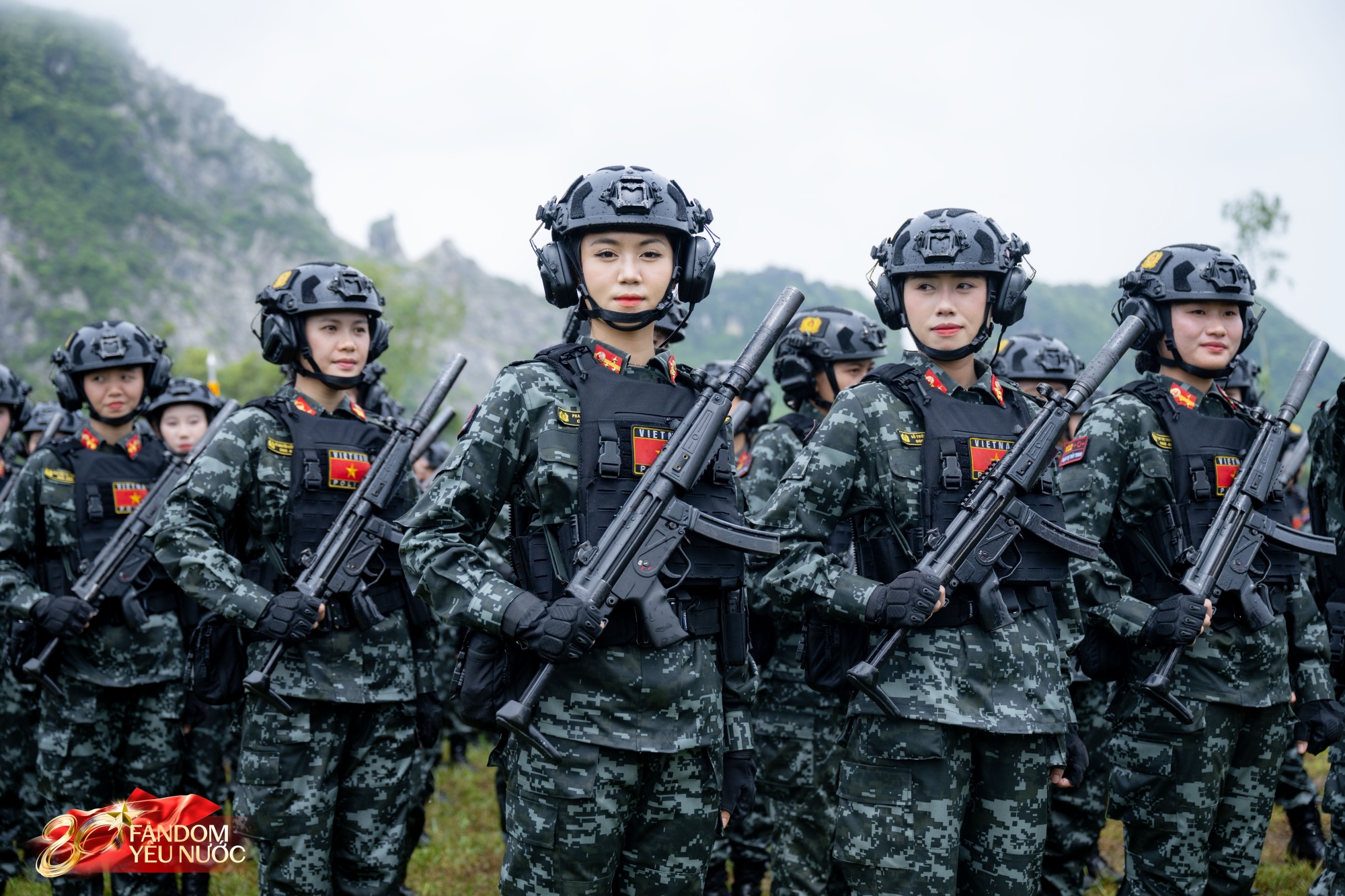 “Gà con đi điều lệnh” - mỹ nhân ĐH Cảnh sát nhân dân TP.HCM đang được tìm kiếm là ai?- Ảnh 5.