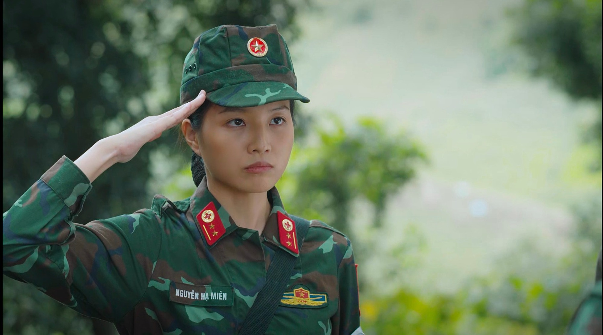 Mỹ nhân đắt show nhất Việt Nam hiện tại: 1 năm đóng 6 phim siêu hot, phủ sóng dày đặc đi đâu cũng thấy mặt- Ảnh 7. Mỹ nhân đắt show nhất Việt Nam hiện tại: 1 năm đóng 6 phim siêu hot, phủ sóng dày đặc đi đâu cũng thấy mặt- Ảnh 7.
