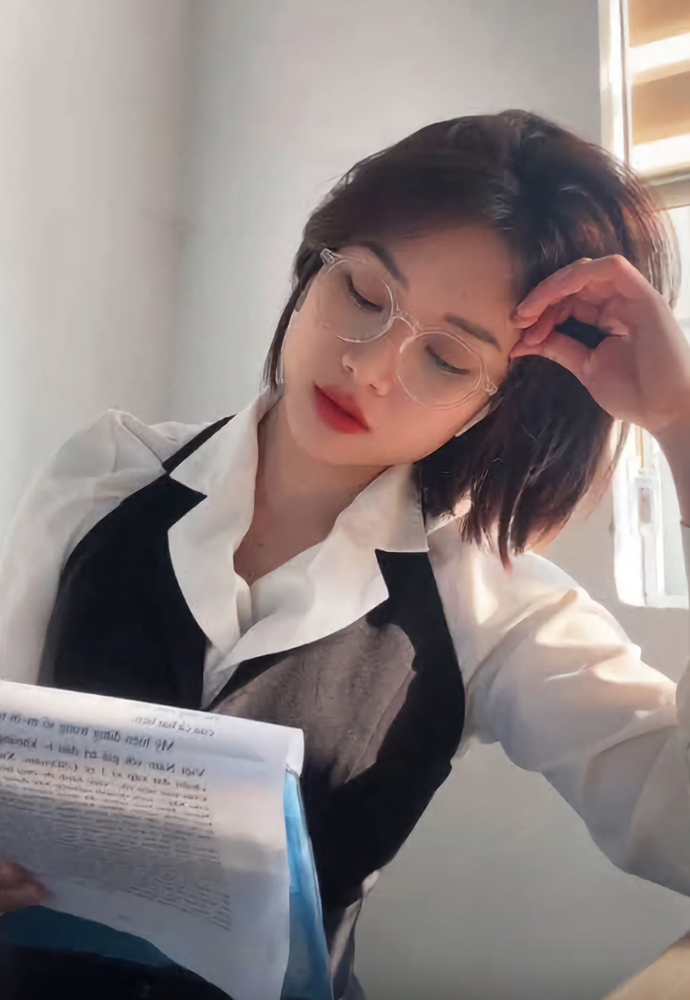 Vụ cô gái hạ gục thanh niên xăm trổ: Bảo vệ tiết lộ lời đe dọa của nam thanh niên trước khi bị phản đòn- Ảnh 1.