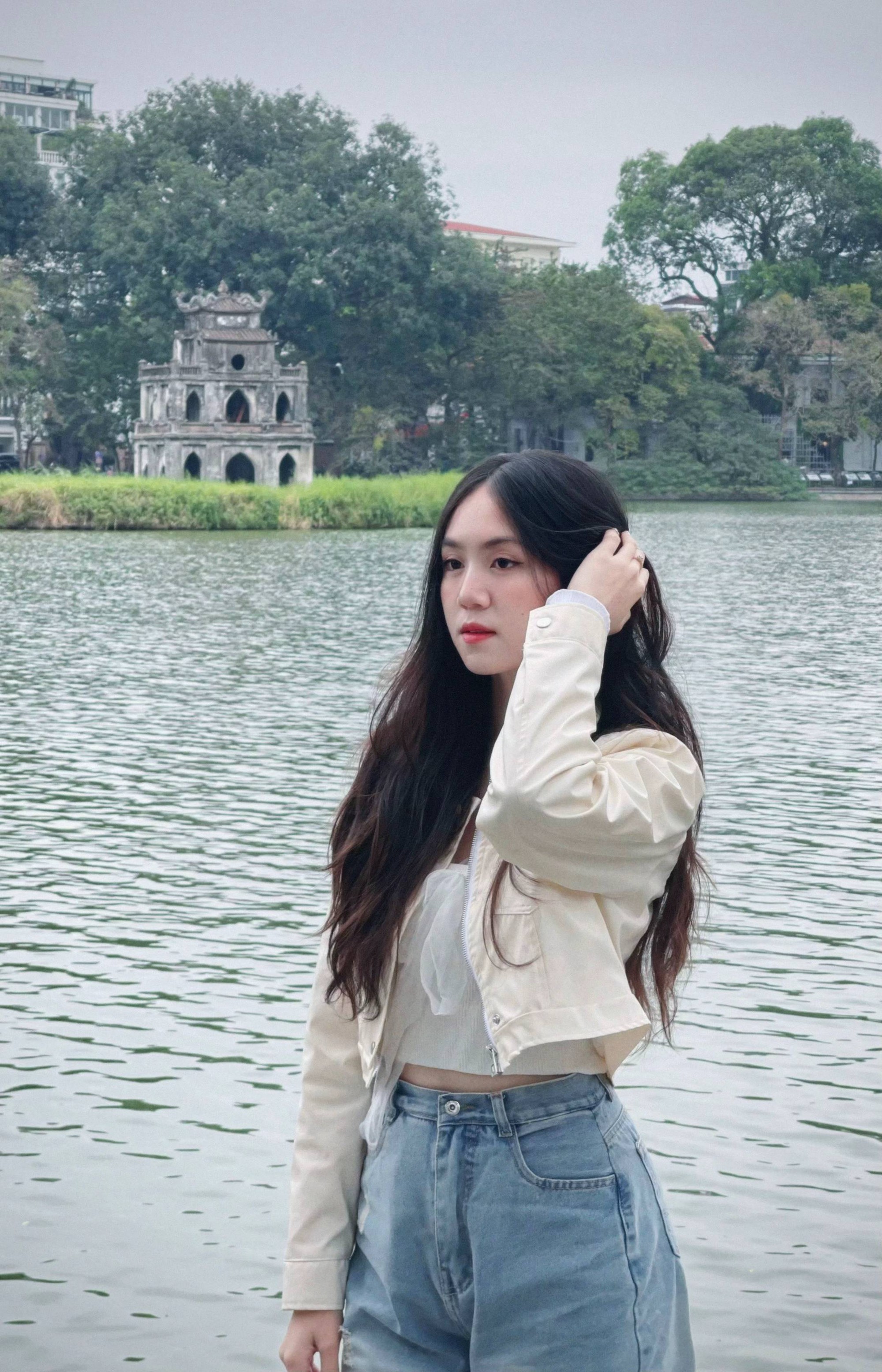 “Gà con đi điều lệnh” - mỹ nhân ĐH Cảnh sát nhân dân TP.HCM đang được tìm kiếm là ai?- Ảnh 12.