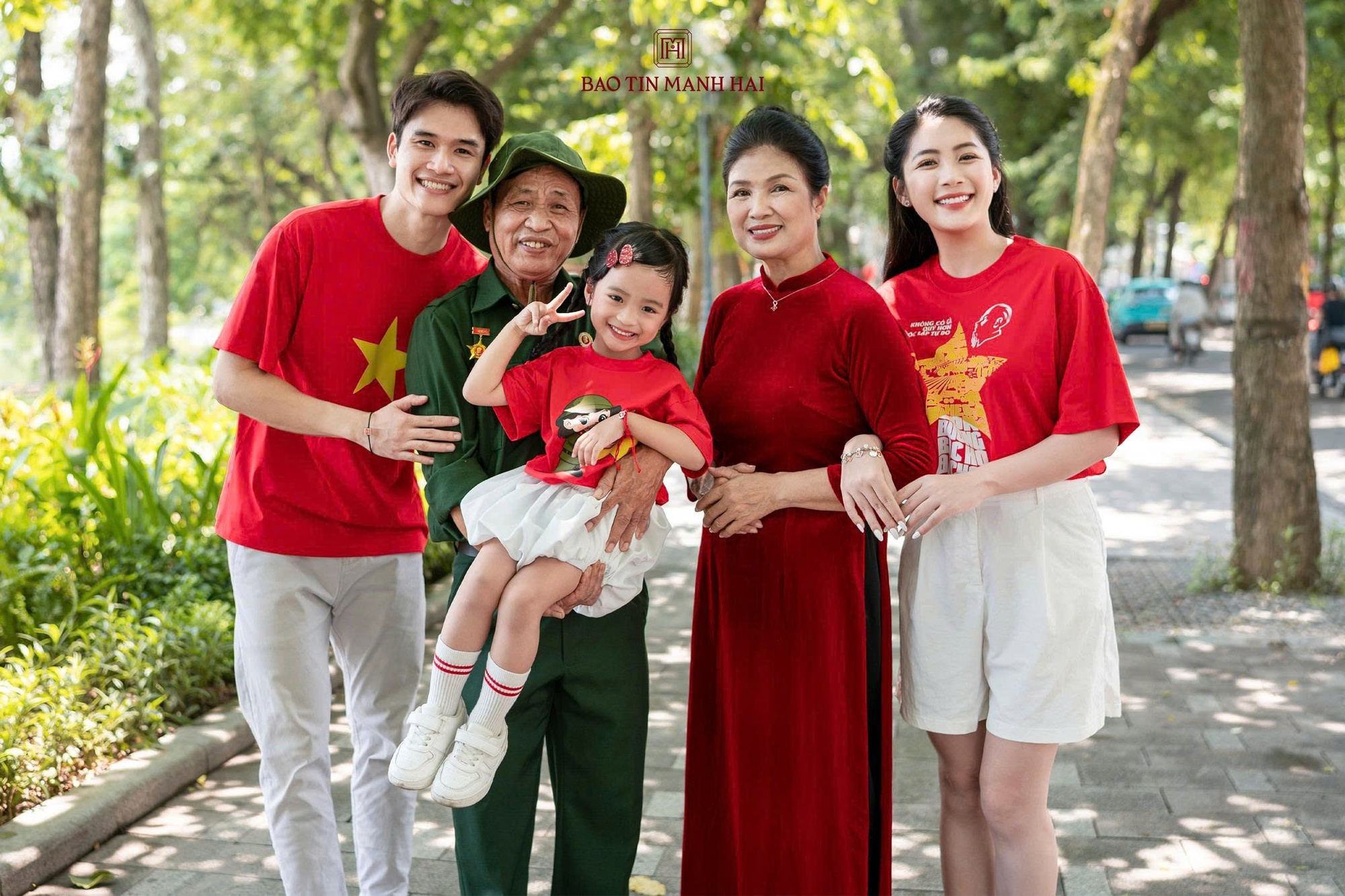 Cận cảnh charm bạc trong BST Dấu Son Độc Lập - quà tặng “độc quyền” cho Fandom Yêu Nước: Xem ngay 2 cách để sở hữu!- Ảnh 1.