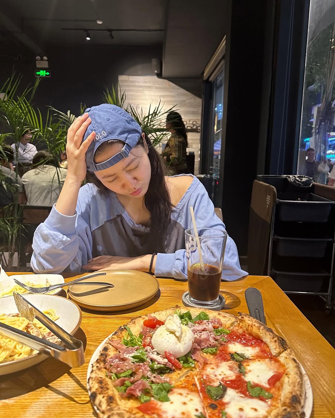 Nữ sinh tài phiệt hot nhất châu Á có style đời thường đơn giản mà xinh quá mức quy định- Ảnh 8.