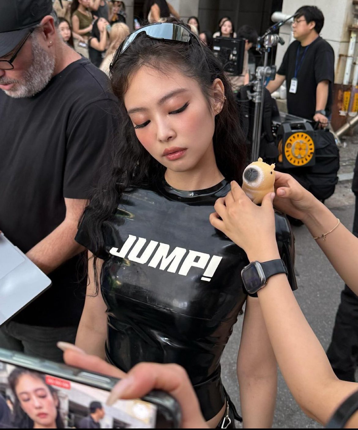 Đến lượt Jennie bị tố lừa dối, fan phẫn nộ- Ảnh 3.