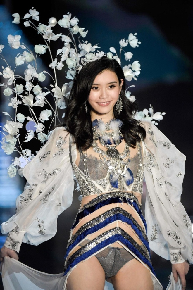 Siêu mẫu Victoria's Secret và 