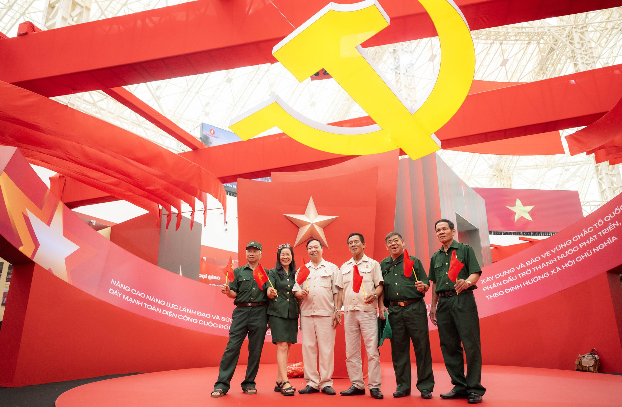 Ngắm trọn 