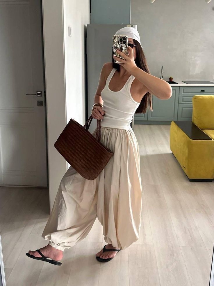 Đây là lúc bạn nên mặc quần Harem: Trend cũ trở lại, biến tấu chảnh vô cùng!- Ảnh 17.