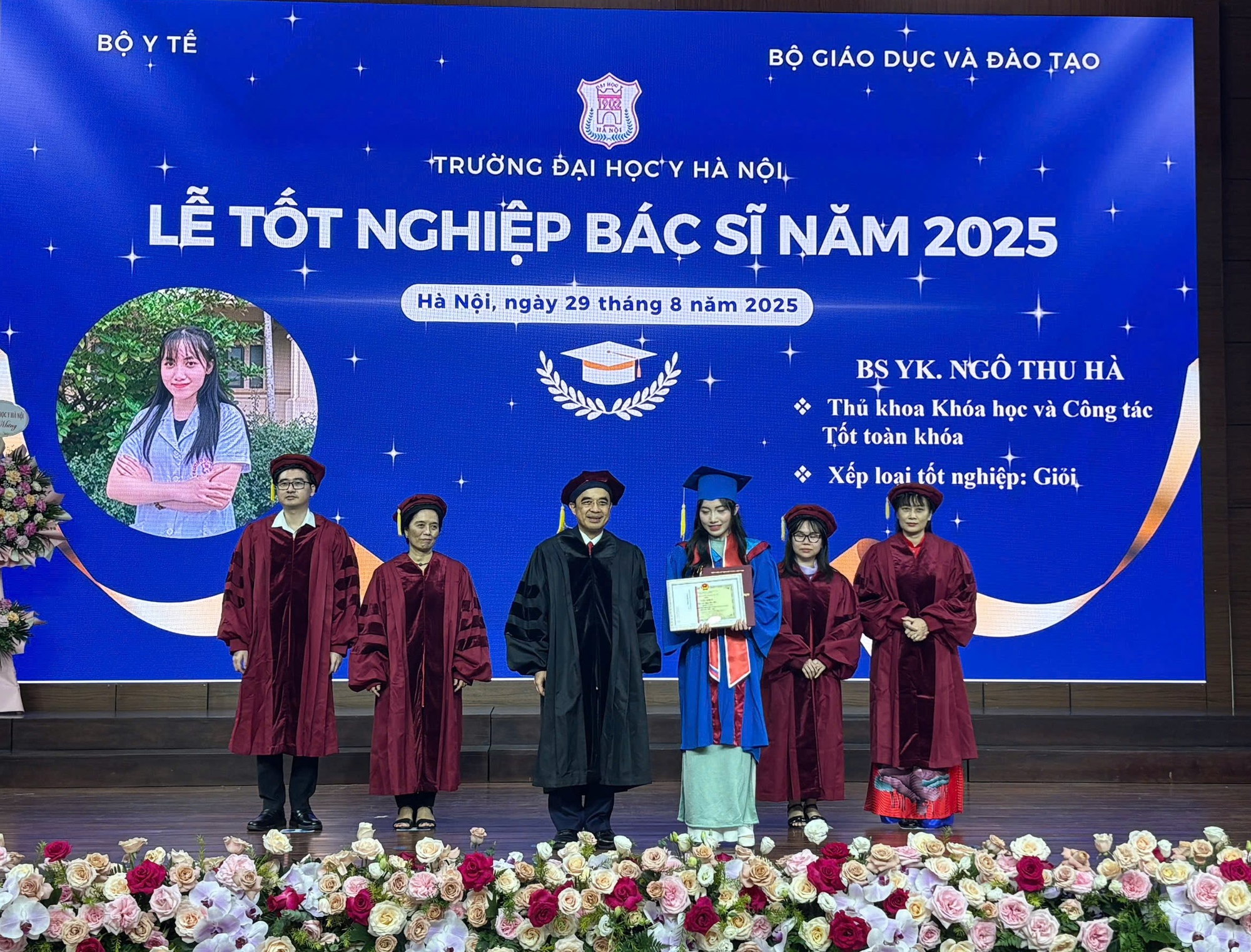 Chân dung thủ khoa kép "siêu hiếm" của Đại học Y Hà Nội- Ảnh 2.