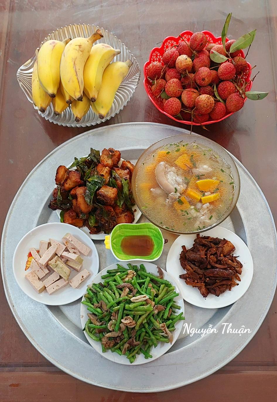 "Em gái nhà người ta" trổ tài nấu cơm cữ cho chị, hội bỉm sữa nhìn chỉ biết ước: "Đẻ thêm mấy đứa cũng được"- Ảnh 1.