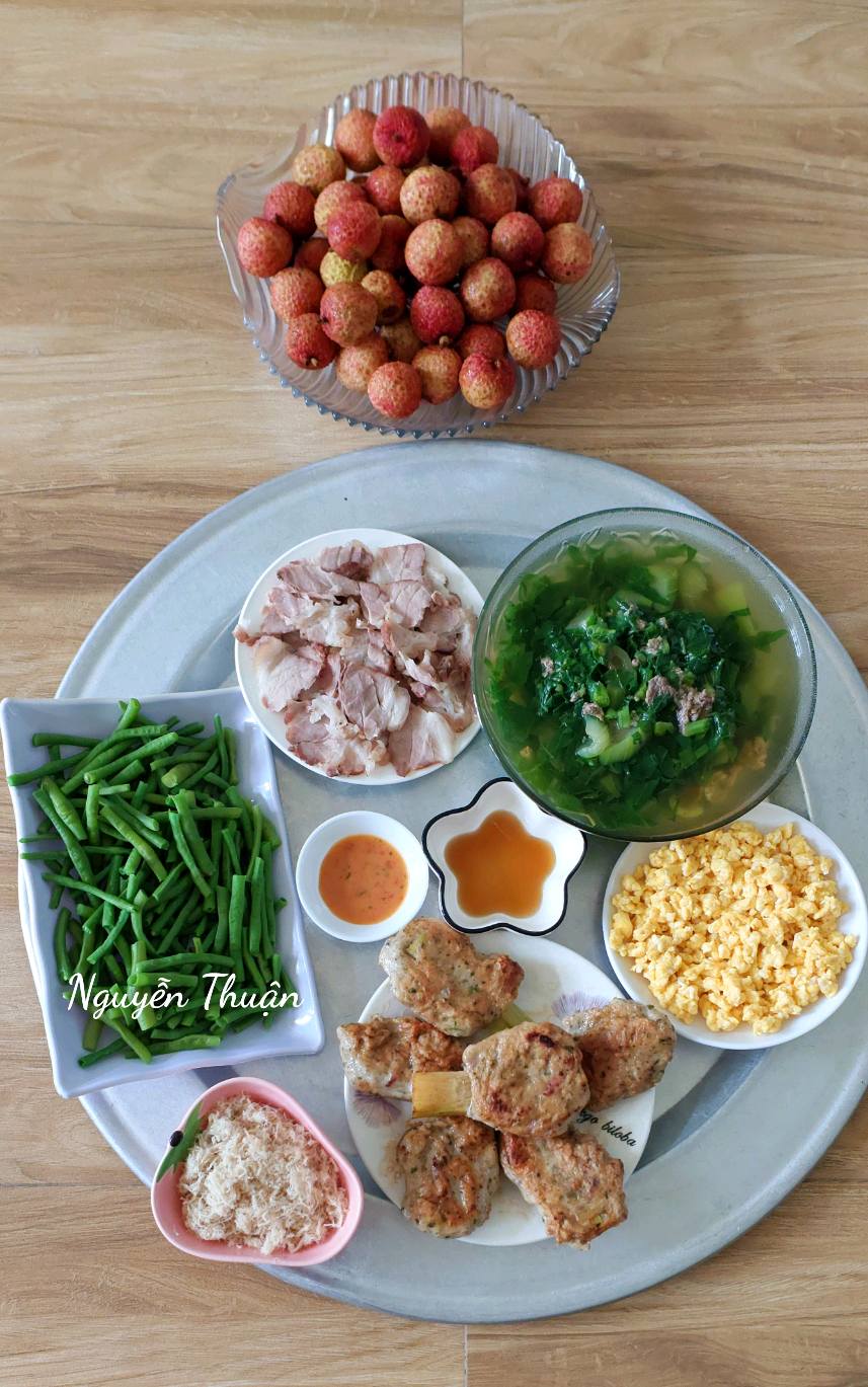 "Em gái nhà người ta" trổ tài nấu cơm cữ cho chị, hội bỉm sữa nhìn chỉ biết ước: "Đẻ thêm mấy đứa cũng được"- Ảnh 5.