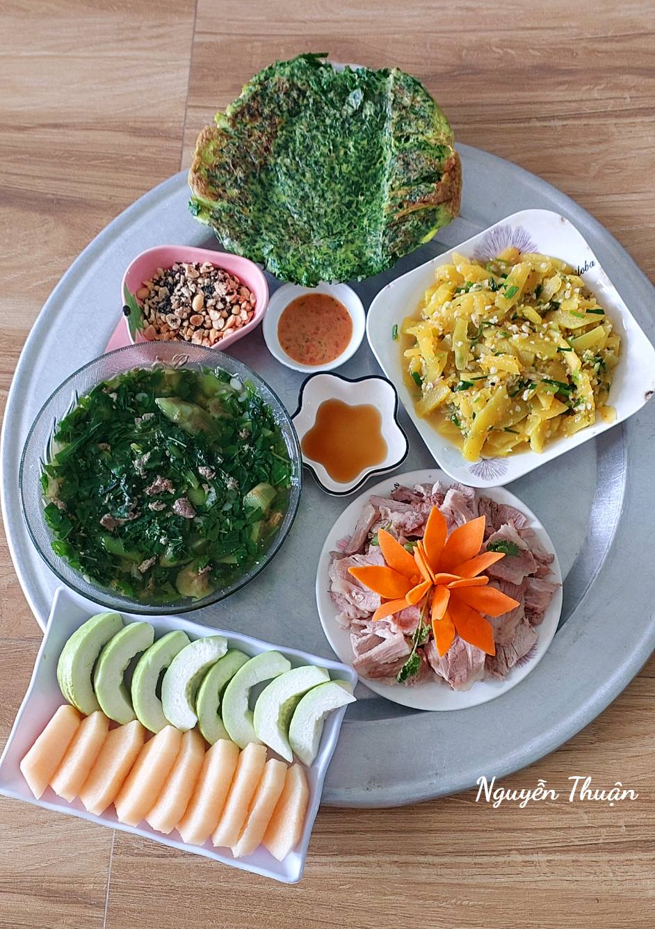 "Em gái nhà người ta" trổ tài nấu cơm cữ cho chị, hội bỉm sữa nhìn chỉ biết ước: "Đẻ thêm mấy đứa cũng được"- Ảnh 13.