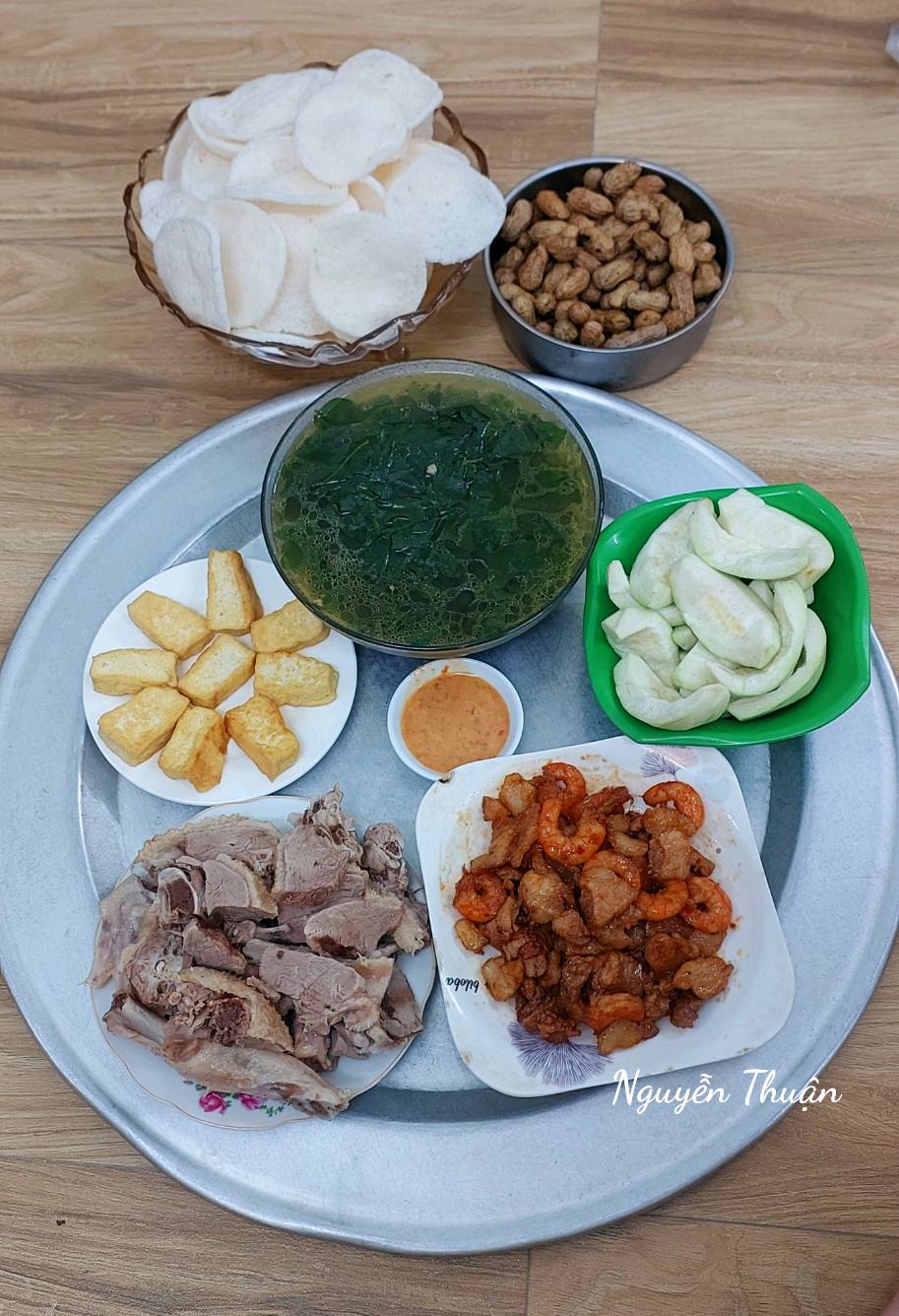 "Em gái nhà người ta" trổ tài nấu cơm cữ cho chị, hội bỉm sữa nhìn chỉ biết ước: "Đẻ thêm mấy đứa cũng được"- Ảnh 20.