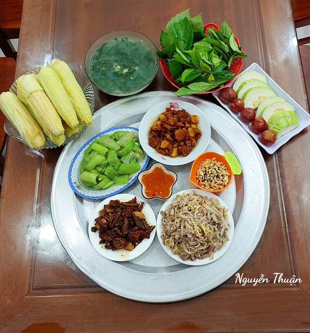 "Em gái nhà người ta" trổ tài nấu cơm cữ cho chị, hội bỉm sữa nhìn chỉ biết ước: "Đẻ thêm mấy đứa cũng được"- Ảnh 8.