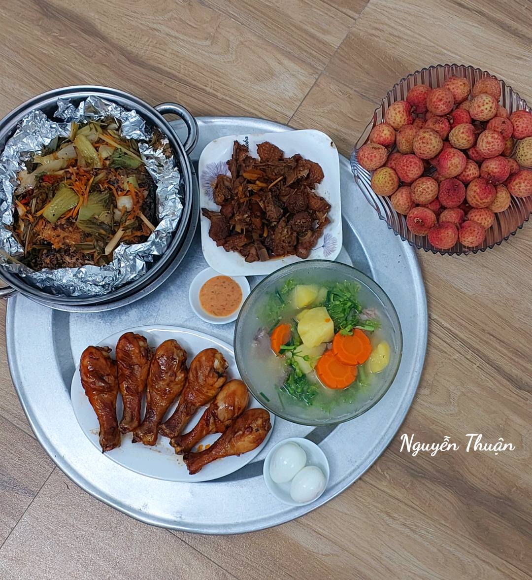 "Em gái nhà người ta" trổ tài nấu cơm cữ cho chị, hội bỉm sữa nhìn chỉ biết ước: "Đẻ thêm mấy đứa cũng được"- Ảnh 22.